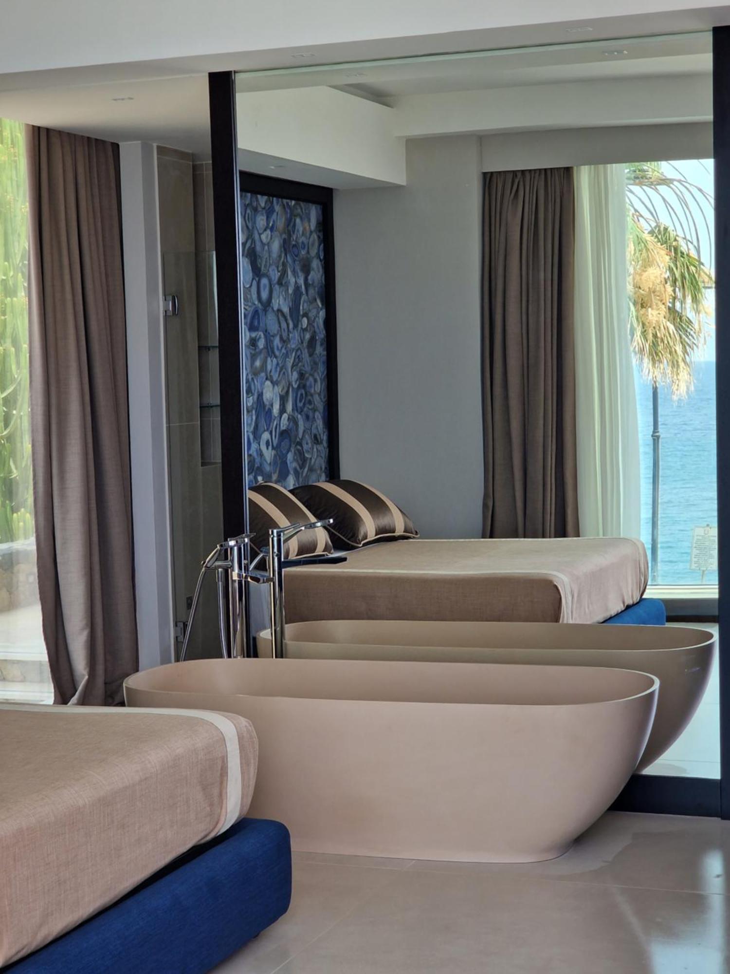 Ngonia Bay Boutique Hotel 밀라초 외부 사진
