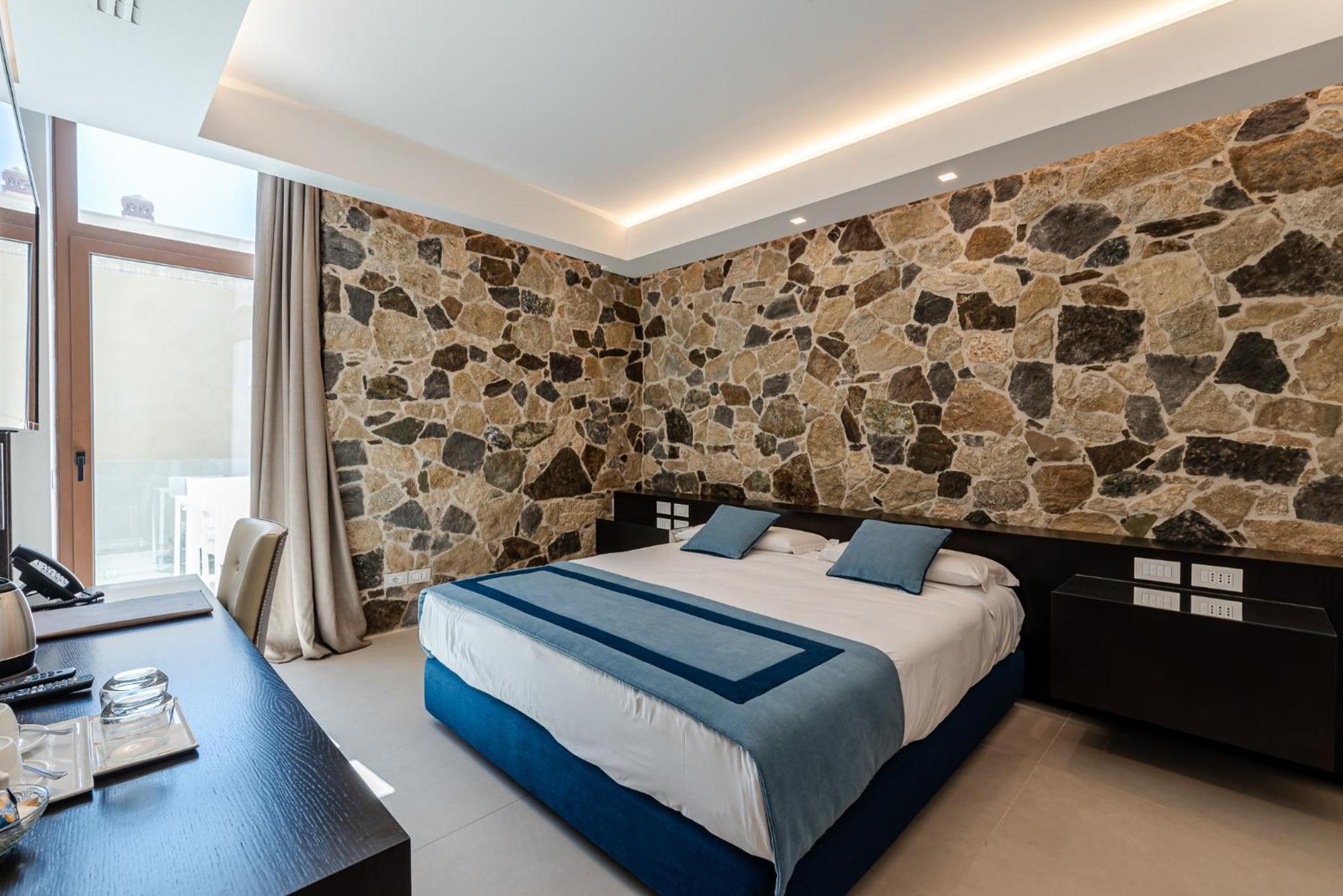 Ngonia Bay Boutique Hotel 밀라초 외부 사진