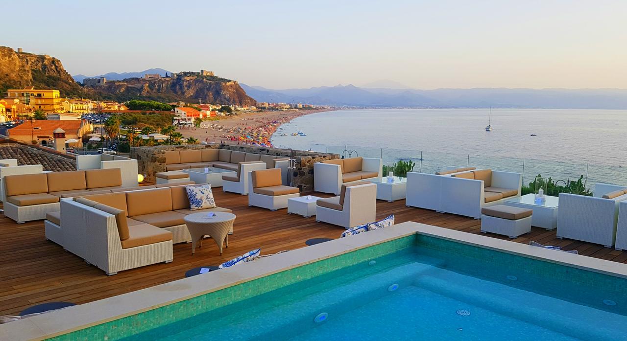 Ngonia Bay Boutique Hotel 밀라초 외부 사진