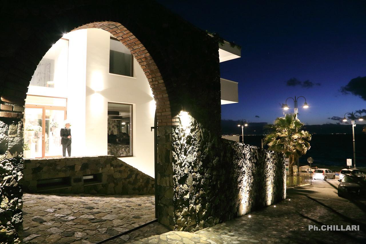 Ngonia Bay Boutique Hotel 밀라초 외부 사진