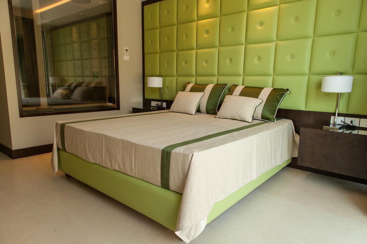 Ngonia Bay Boutique Hotel 밀라초 외부 사진