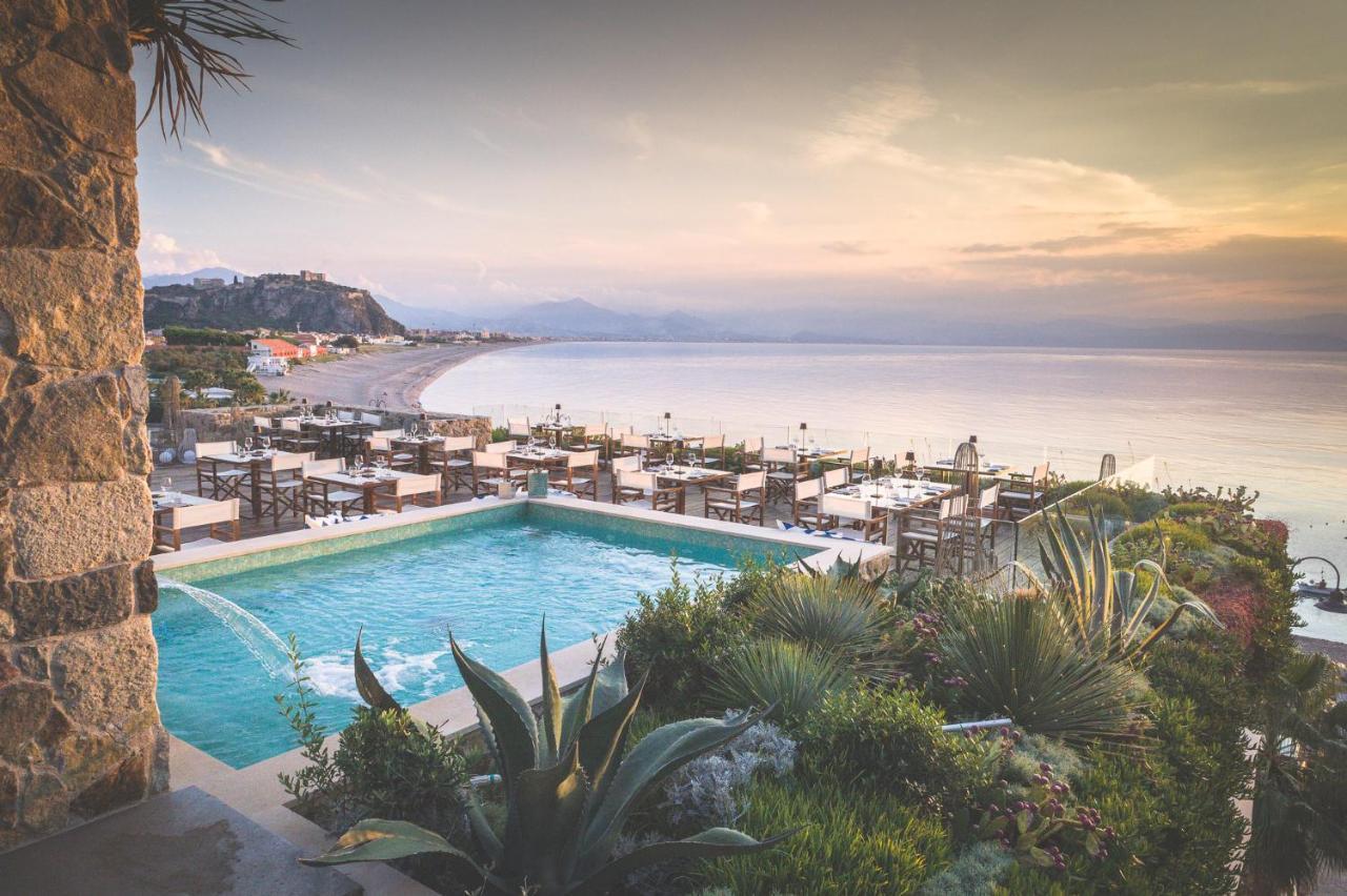 Ngonia Bay Boutique Hotel 밀라초 외부 사진